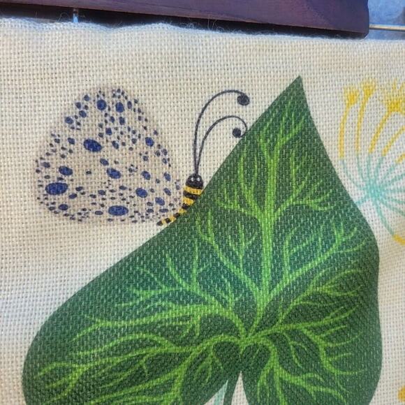 Multicolored Character Woven Pillow Cases 17-1/4 X 16-/1/4 inches - Picture 12 of 13